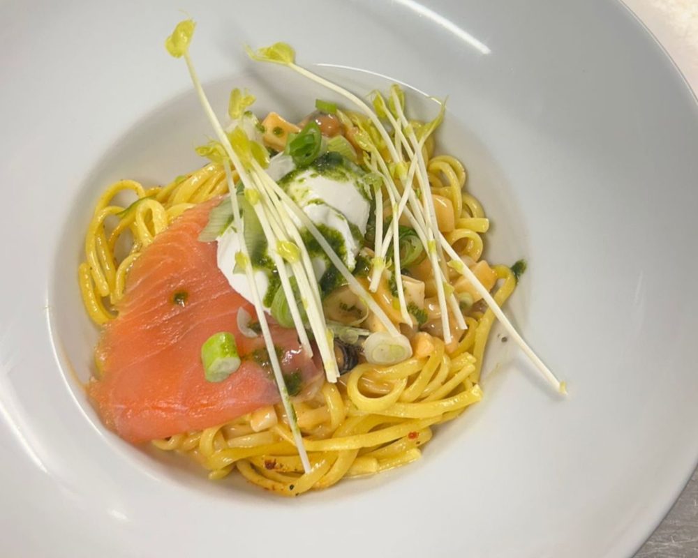 linguine de la mer burratta Le Lodge 83